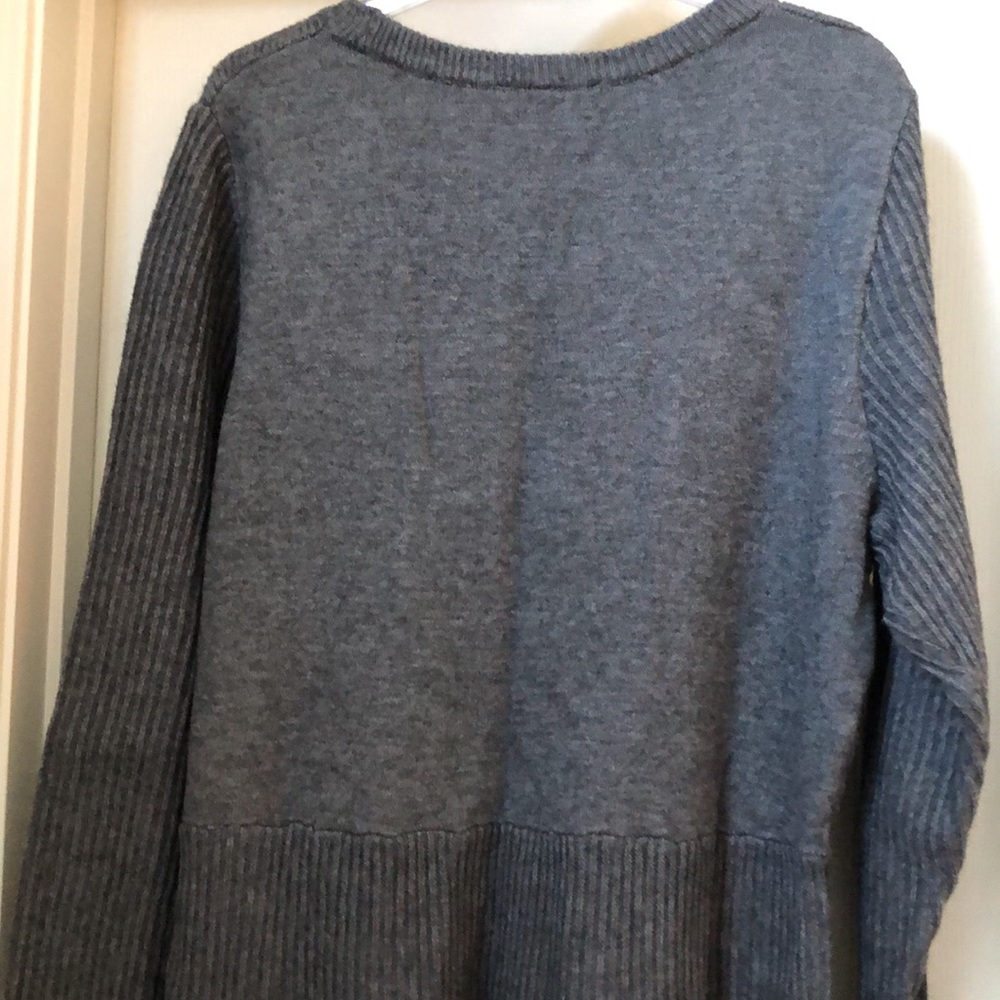 NWT Lane Bryant Gray Sweater - 22/24 - Picture 5 of 6